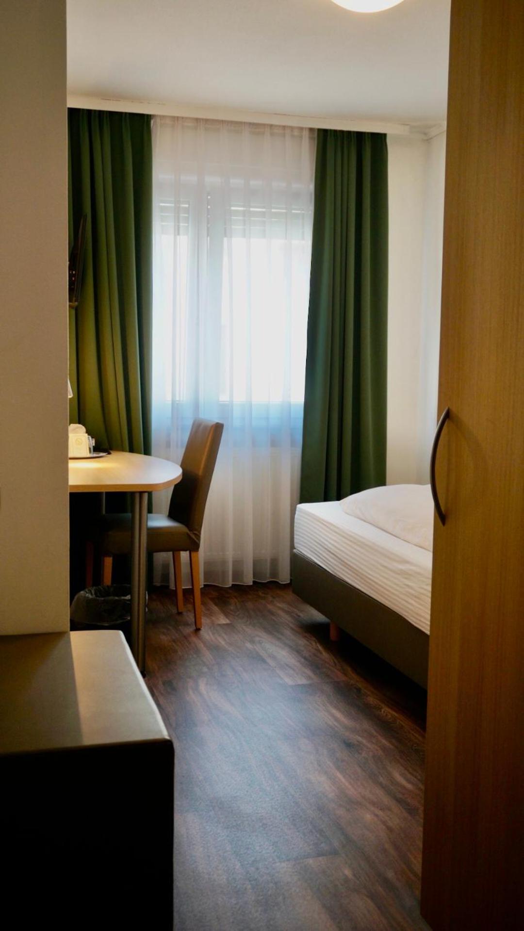 Hotel Hafner - Self Check-In 斯图加特 外观 照片